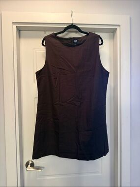 NWT -GAP Sleeveless Shift Dress